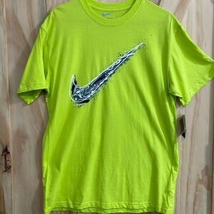 (2014) Nike Green men tshirt